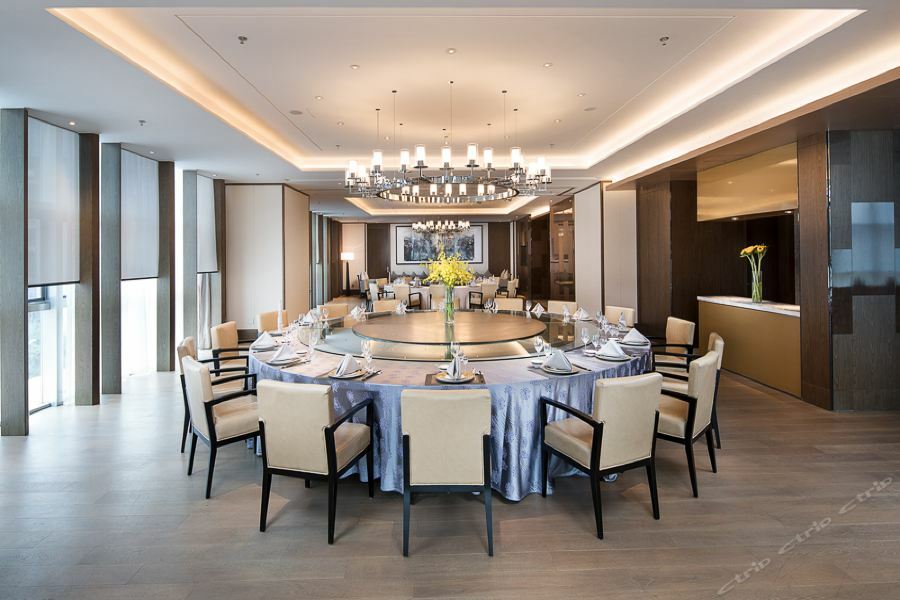 Jinan Inzone Royal Plaza Hotels Extérieur photo